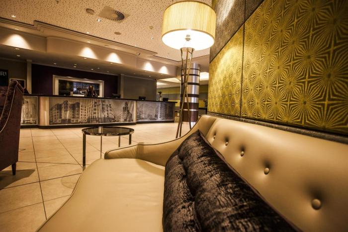 garden court sandton city