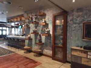 garden court sandton city