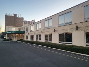 roosevelt inn