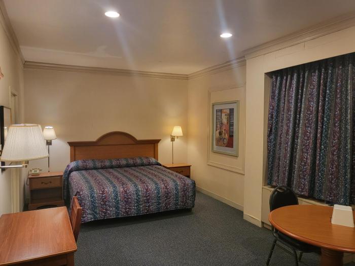 roosevelt inn