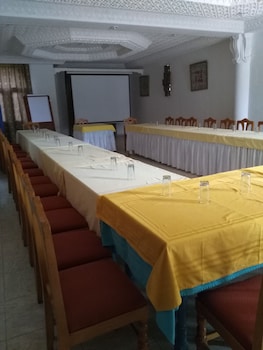 hotel jugurtha palace