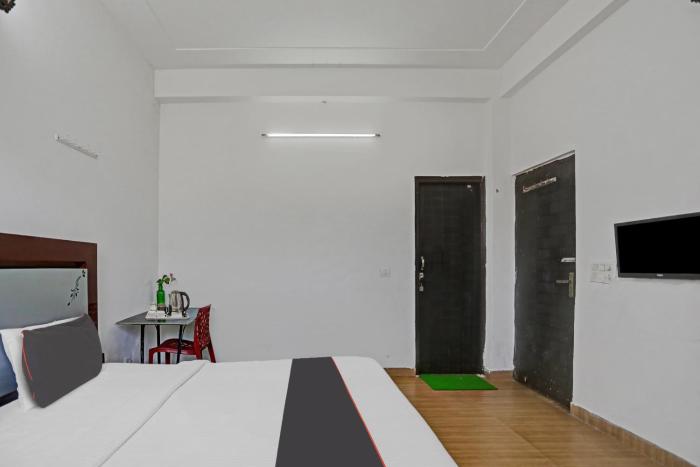 hotel naveen stay