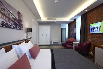 montania special class hotel