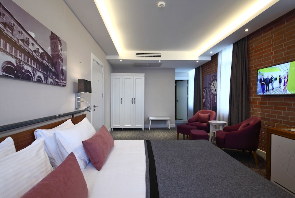 montania special class hotel