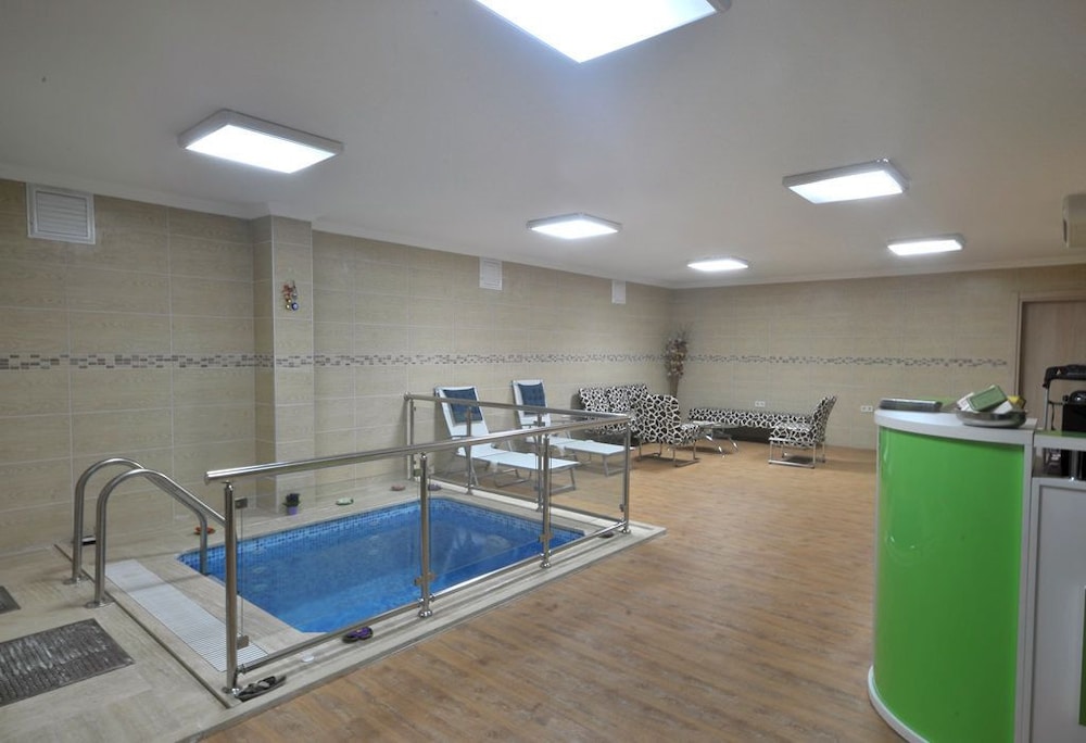 rhiss hotel bostanci