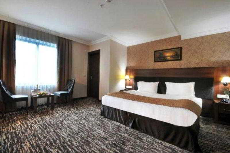 rhiss hotel bostanci