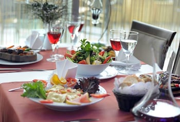 rhiss hotel bostanci