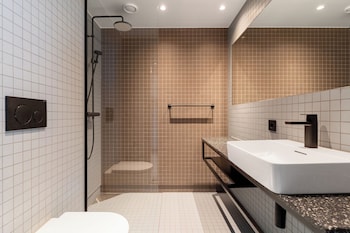 comfort hotel helsinki airport