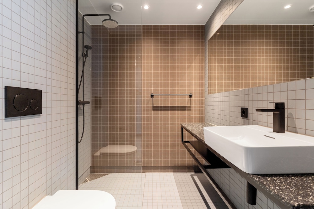 comfort hotel helsinki airport