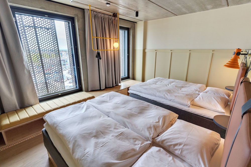 comfort hotel helsinki airport