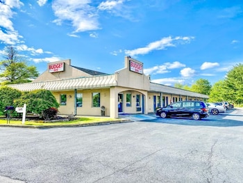 budget inn new cumberland harrisburg hershey york
