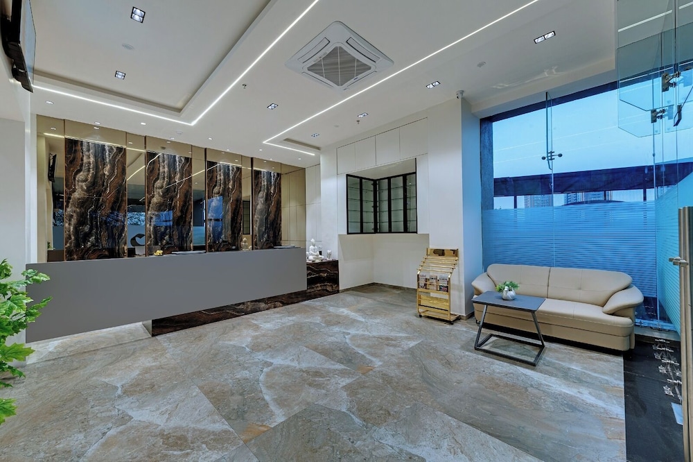 comfort inn sapphire chandkheda