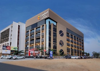 comfort inn sapphire chandkheda