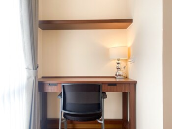 comfortable and strategic 1br at vasanta innopark apartment