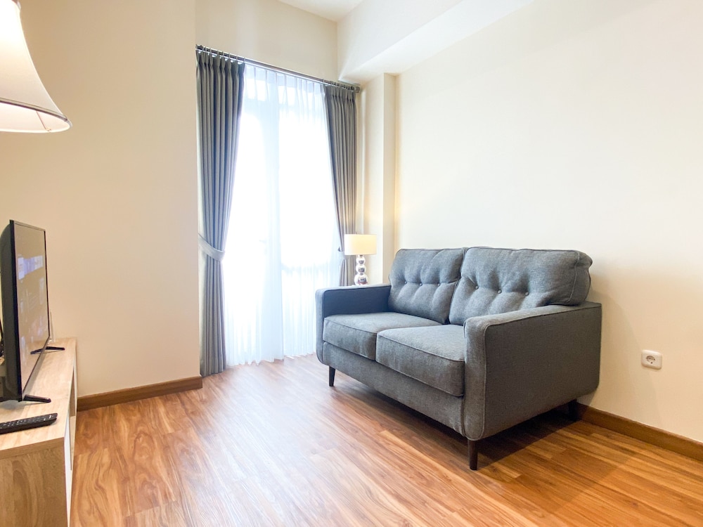 comfortable and strategic 1br at vasanta innopark apartment