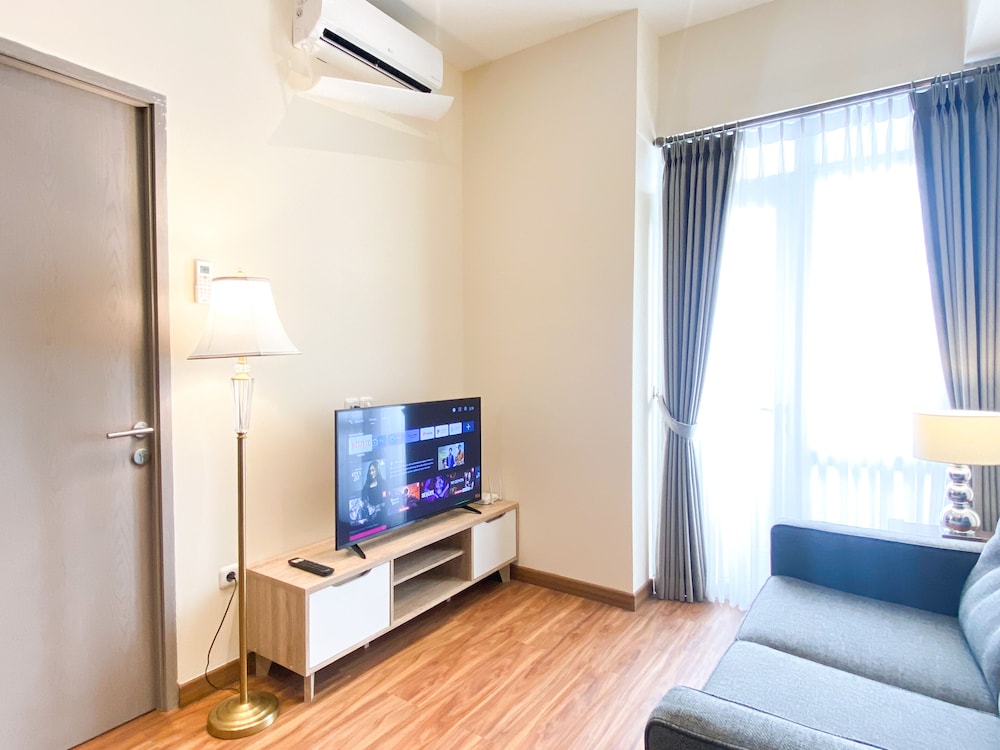 comfortable and strategic 1br at vasanta innopark apartment