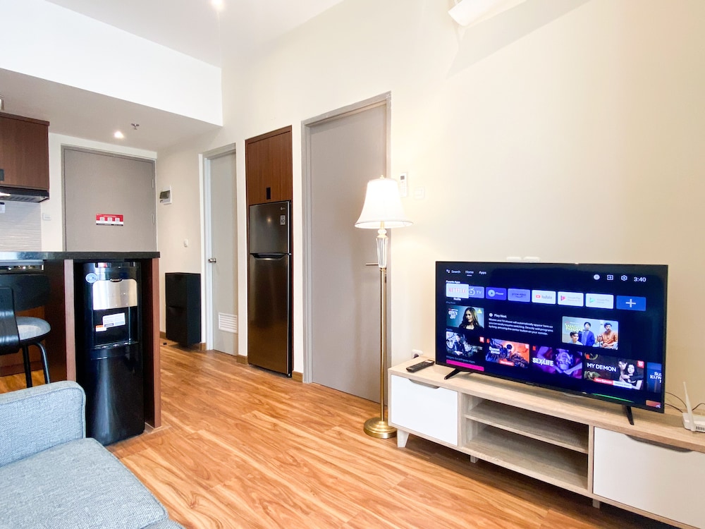 comfortable and strategic 1br at vasanta innopark apartment