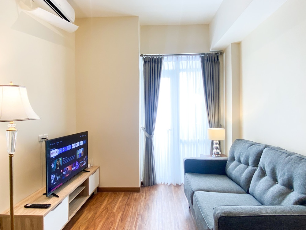 comfortable and strategic 1br at vasanta innopark apartment