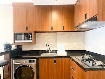 comfortable and strategic 1br at vasanta innopark apartment