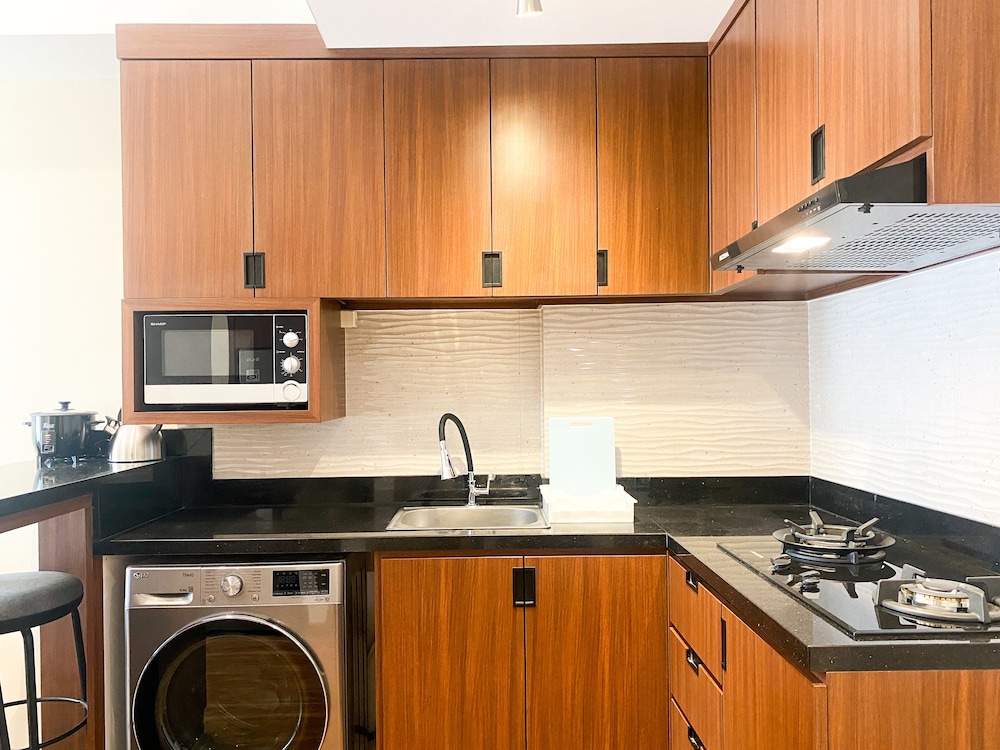 comfortable and strategic 1br at vasanta innopark apartment