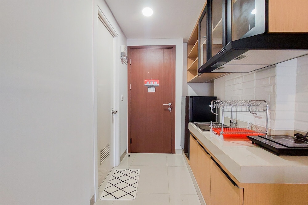 comfortable and warm 2br parkland avenue apartment