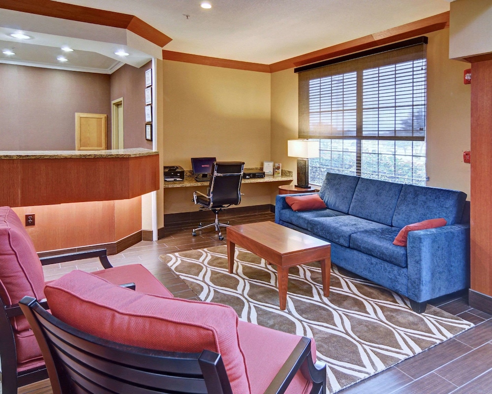 comfort suites roanoke fort worth north