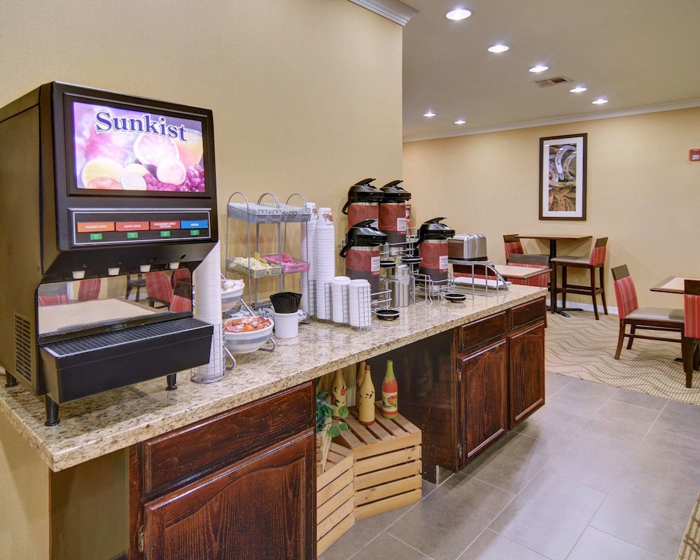 comfort suites roanoke fort worth north