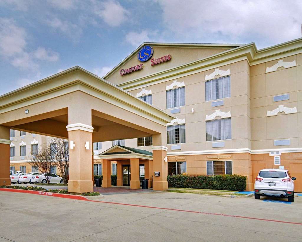 comfort suites roanoke fort worth north
