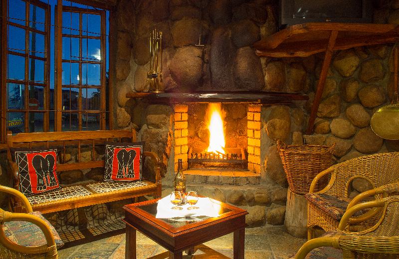 Knysna Log-Inn Hotel,Cape Town>>Brenton-On-Sea,3 star