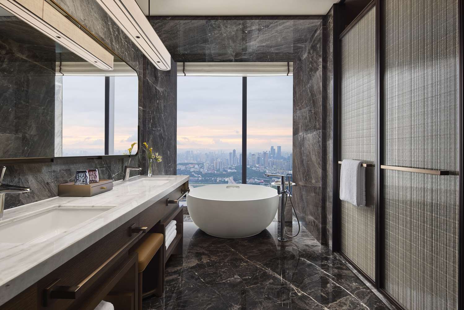 conrad chongqing