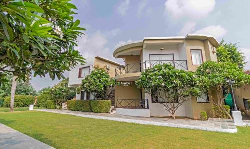 corbett courtyard by the tigers pugmark