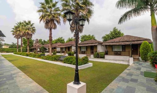 corbett courtyard by the tigers pugmark