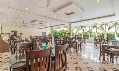 corbett courtyard by the tigers pugmark