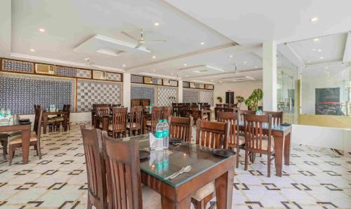 corbett courtyard by the tigers pugmark