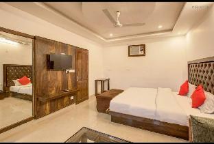 corbett courtyard by the tigers pugmark