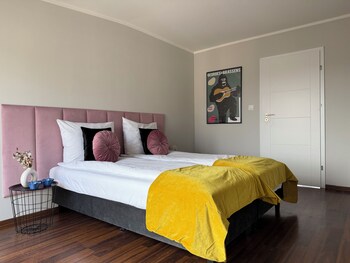 corner house residence