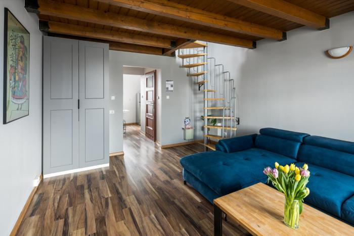 corner house residence