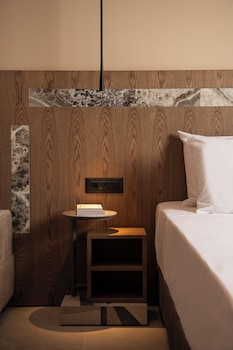 cosmeen lifestyle boutique stay