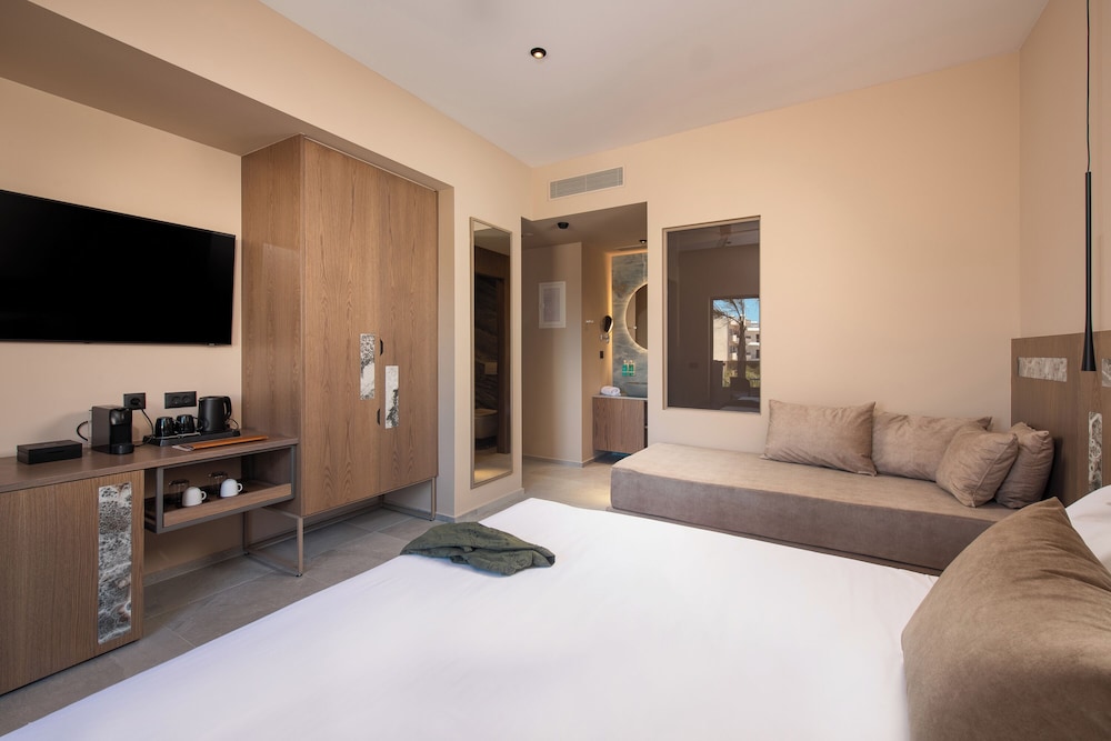 cosmeen lifestyle boutique stay