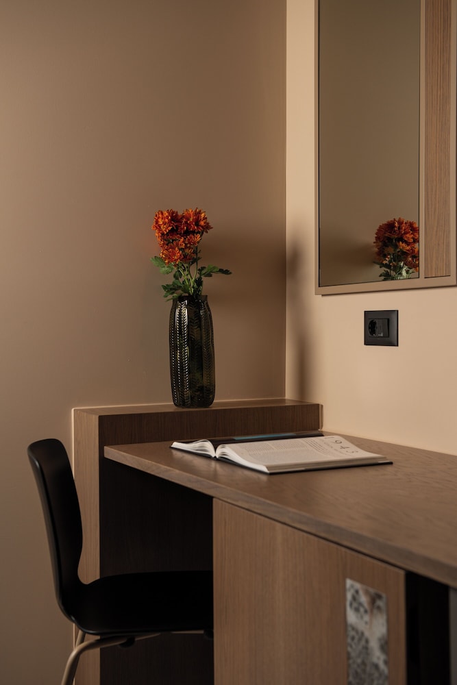 cosmeen lifestyle boutique stay