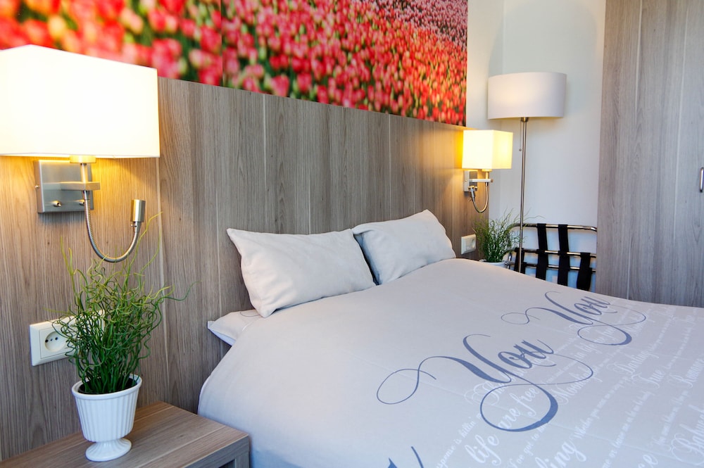 hotel and restaurant van saaze