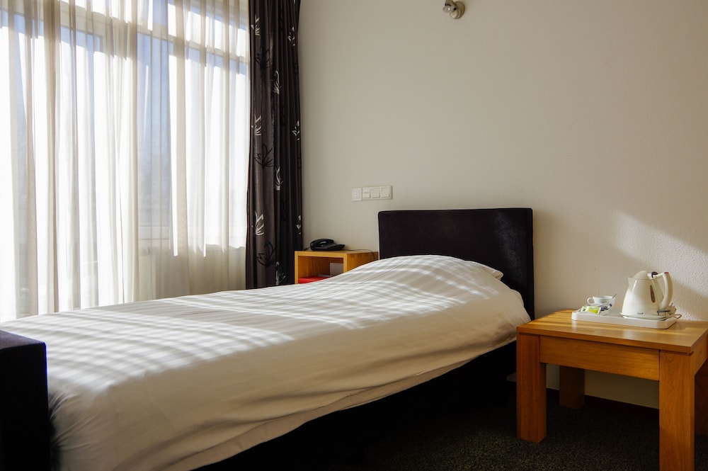 hotel and restaurant van saaze