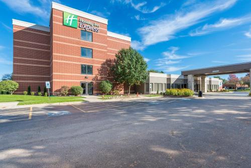 holiday inn express naperville by ihg