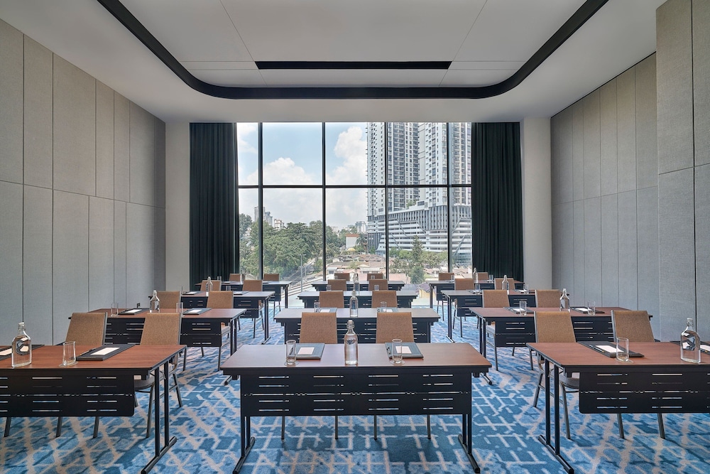 courtyard by marriott kuala lumpur south