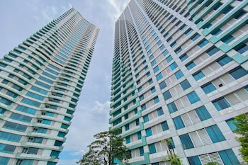 cozy 1br without living room grand kamala lagoon apartment