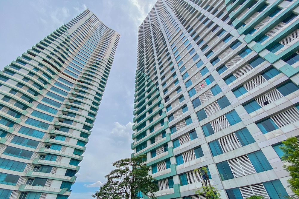 cozy 1br without living room grand kamala lagoon apartment