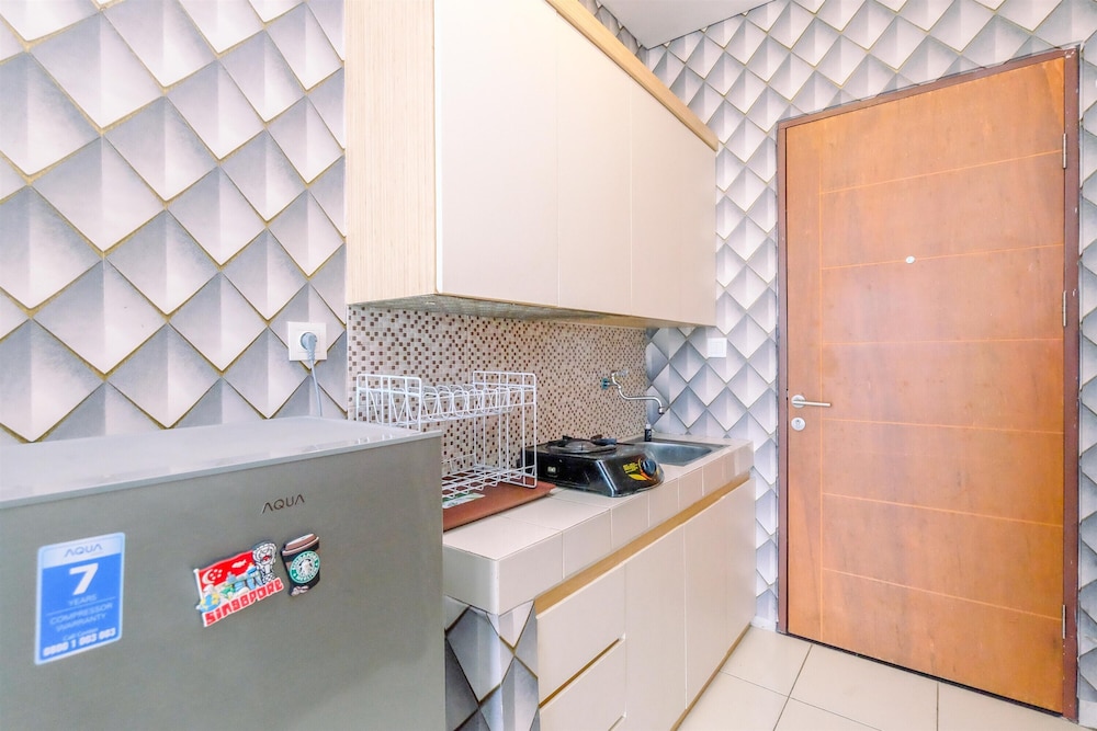 cozy living and restful studio at dave apartment