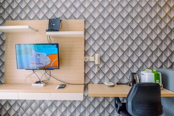 cozy living and restful studio at dave apartment