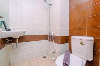 cozy living studio room at margonda residence 3 apartment