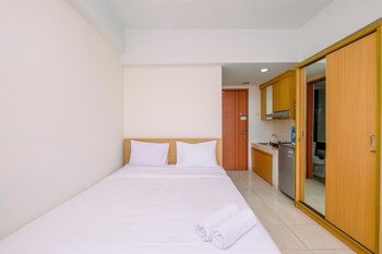 cozy living studio room at margonda residence 3 apartment